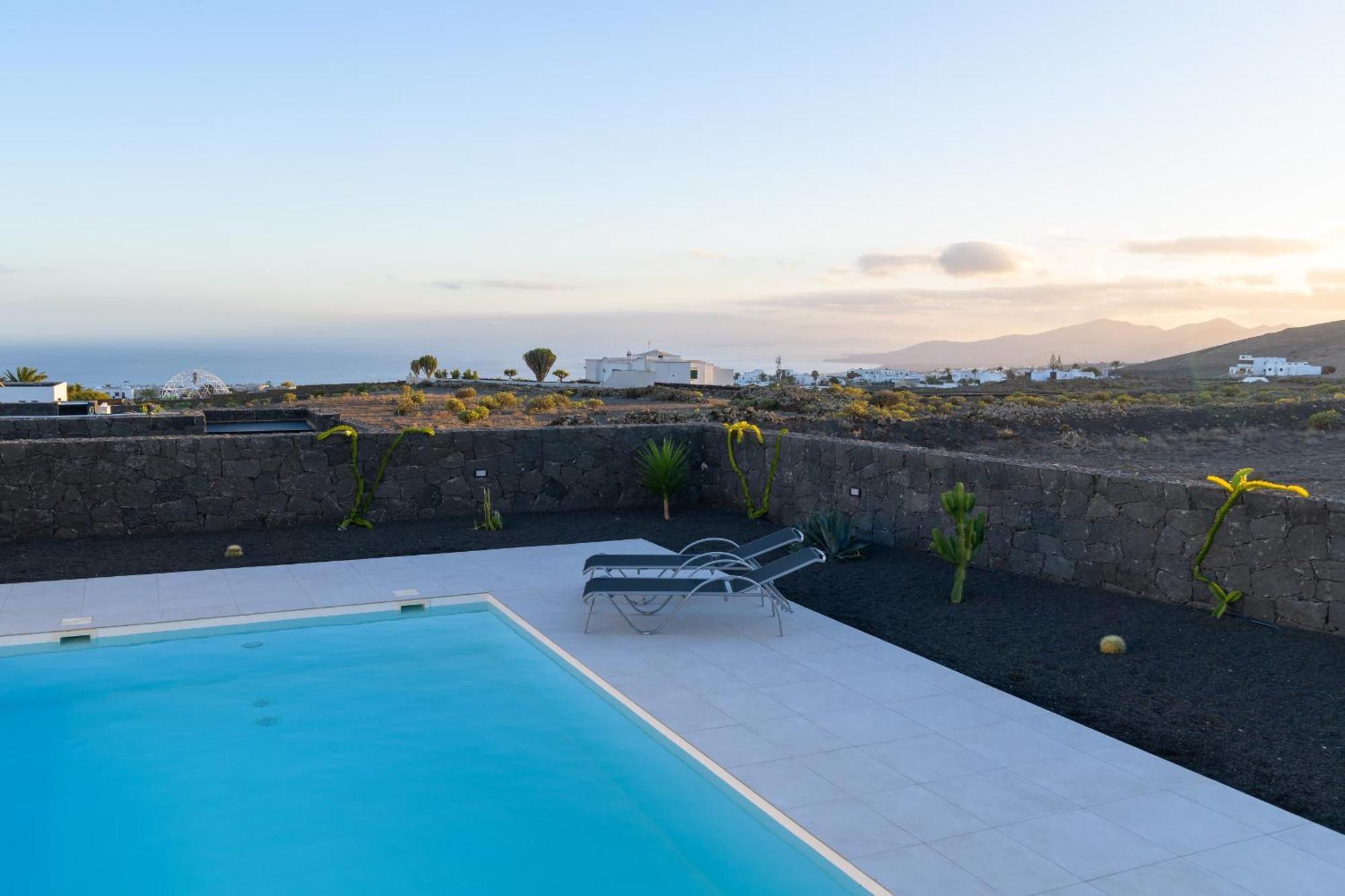 Villa Ainara Tias Exterior photo